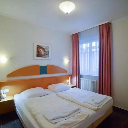 Apartment Strandvillen - Mit 1 Schlafzimmer Und Balkon Ah-623 Binz